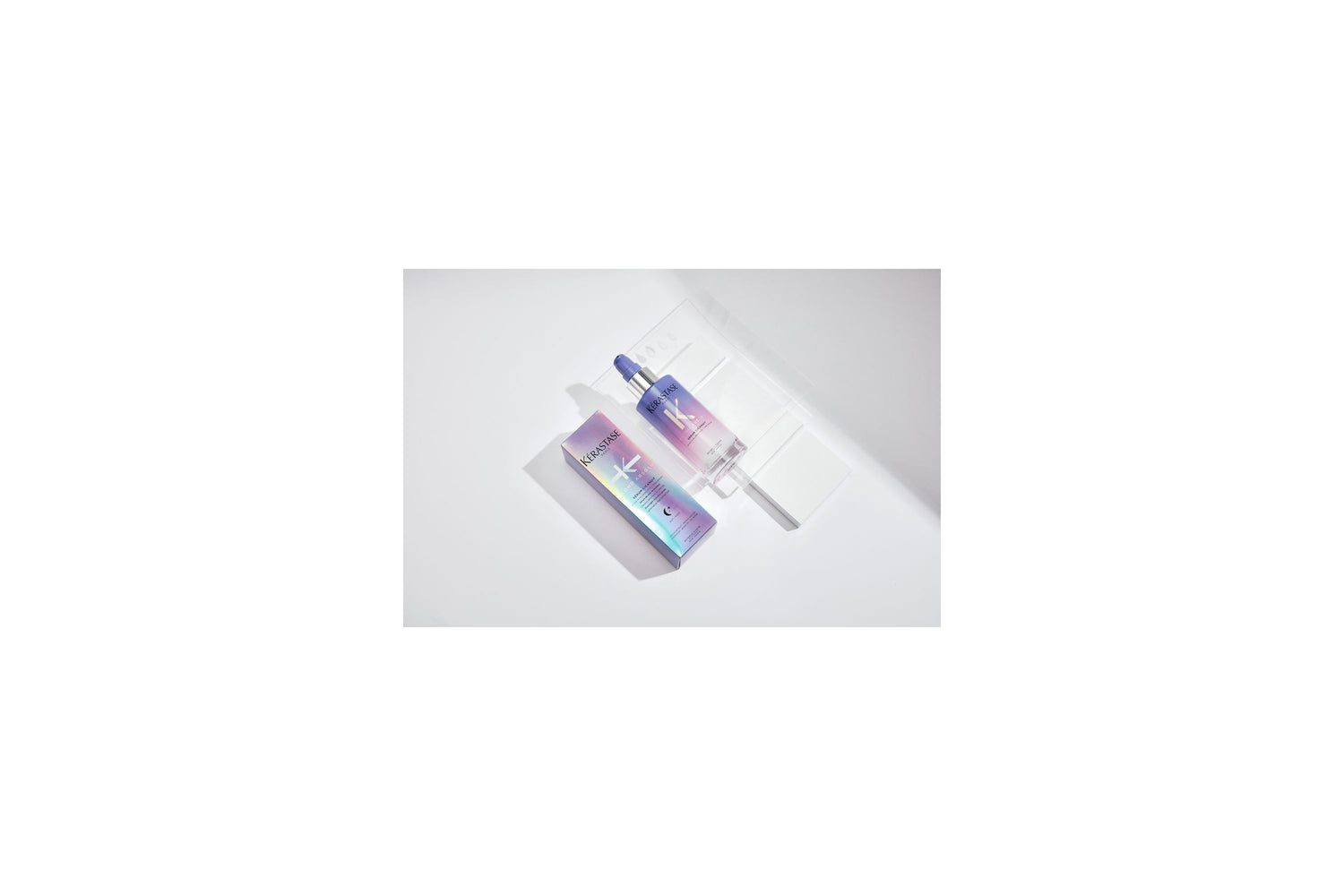 Kerastase Blond absolu cicanuit. Detta nattserum är en lätt leave-in formula som passar alla typer av blont hår. Serum berikat med Hyaluronsyra och dyrbar Edelweiss, verkar under natten och reducerar 55% av skadorna från blekning.