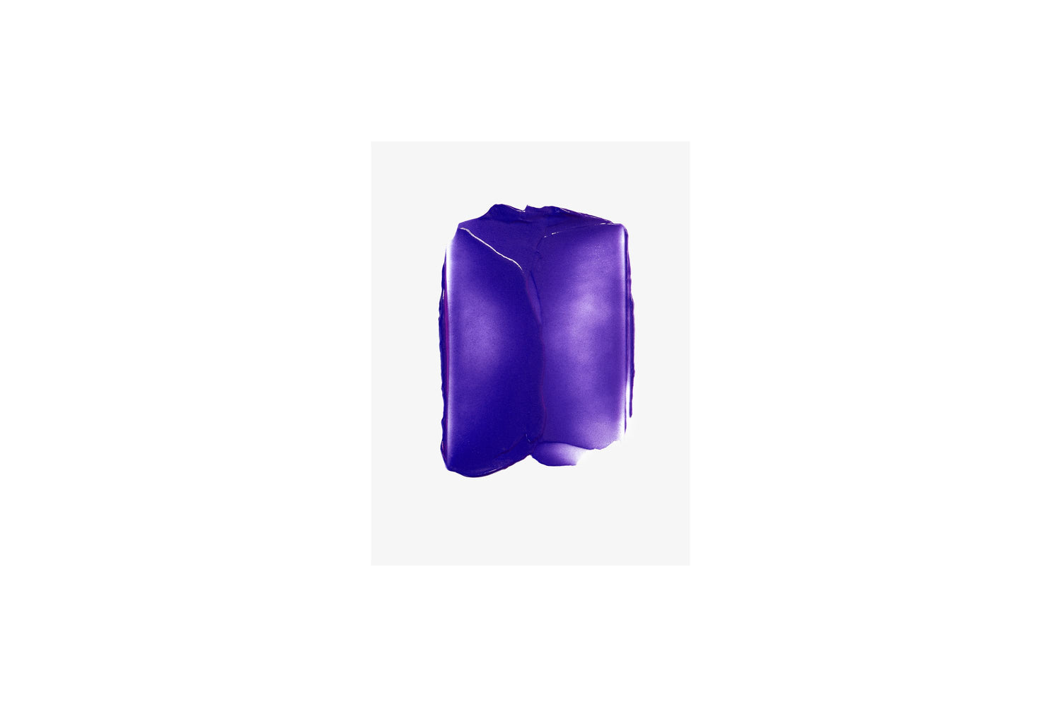 Kerastase Blond absolu masque ultra violet. Denna lila inpackning är idealisk för blont hår med kalla toner som är blekt eller slingat. Inpackningen tränger in i fibern och avlägsnar oönskade varma och gula toner.